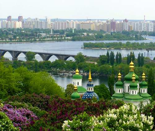 Kiev Ukraine pictures - green city 1st picture