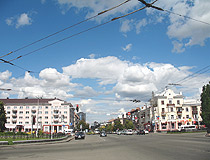 Wide street in the center of Chernihiv