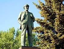 Kirovograd Lenin monument
