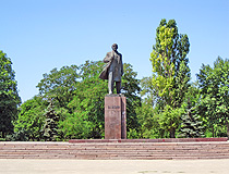 Monument to Lenin (demolished in 2016)