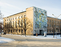 Another Soviet mural in Oleksandriya