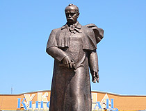Taras Shevchenko Monument in Rivne