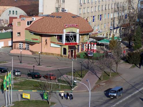 УЖГОРОД Uzhgorod-ukraine-city-views-18