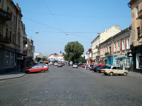 УЖГОРОД Uzhgorod-ukraine-city-views-20