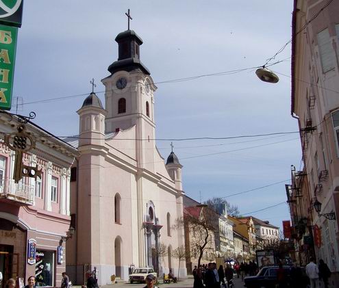 УЖГОРОД Uzhgorod-ukraine-city-views-5