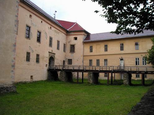 УЖГОРОД Uzhgorod-ukraine-city-views-6
