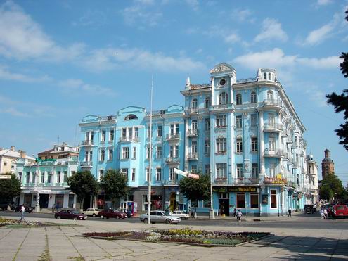 Vinnitsa (Vinnytsia) Ukraine city streets 2nd photo
