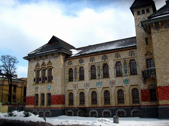 Museum of local lore, Poltava, Ukraine view 2