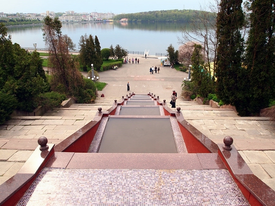 Beautiful Ternopil, Ukraine view 7