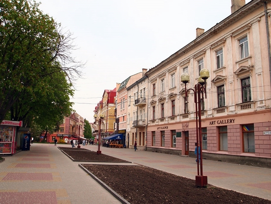 Beautiful Ternopil, Ukraine view 8