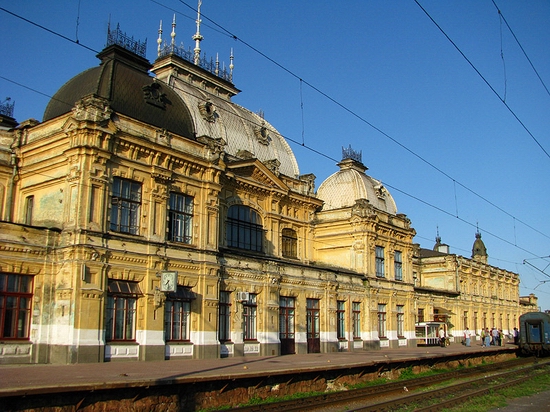 Zhmerinka railway station, Ukraine view 4