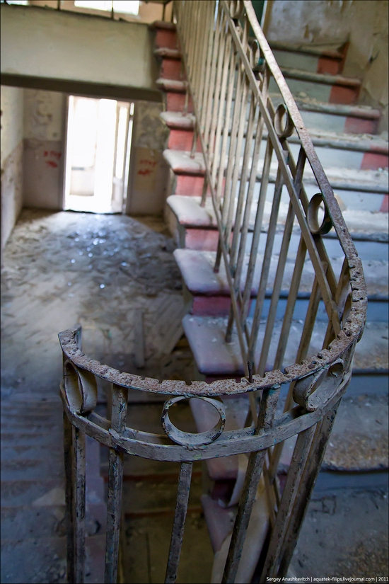 Abandoned military hospital, Balaklava, Crimea, Ukraine view 10