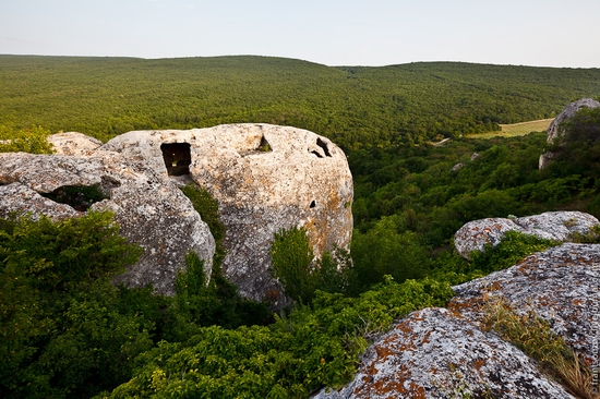 Eski-Kermen - medieval underground fortress-city view 12