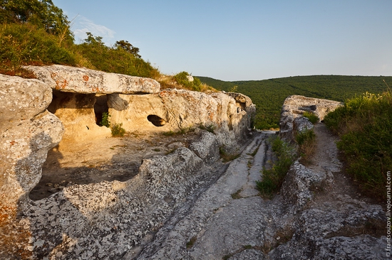 Eski-Kermen - medieval underground fortress-city view 17