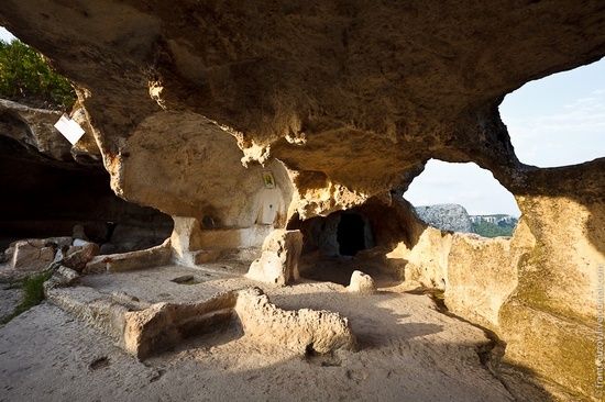 Eski-Kermen - medieval underground fortress-city view 19