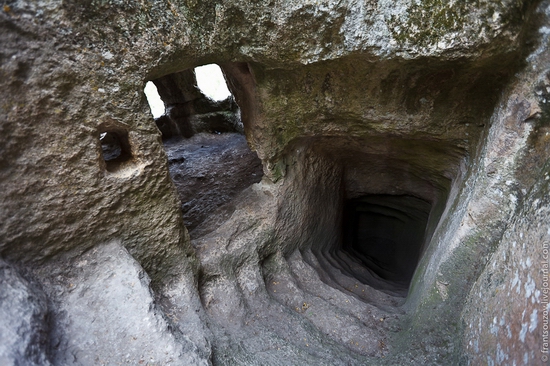 Eski-Kermen - medieval underground fortress-city view 6
