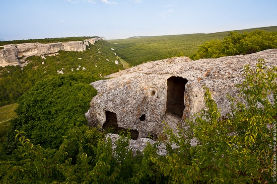 Eski-Kermen - medieval underground fortress-city view 7
