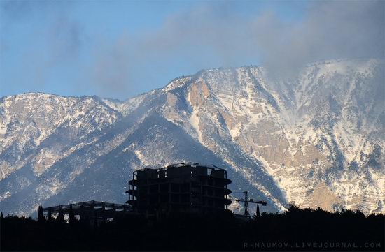 Early spring in Yalta, Ukraine view 15