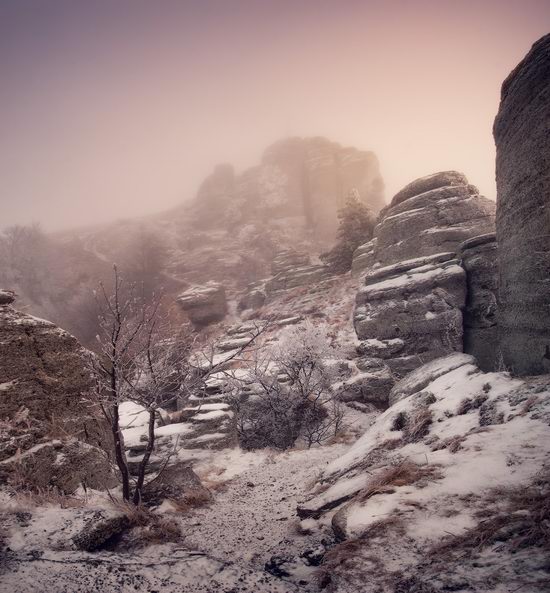 Mysteries of foggy and frozen Crimea, Ukraine view 6