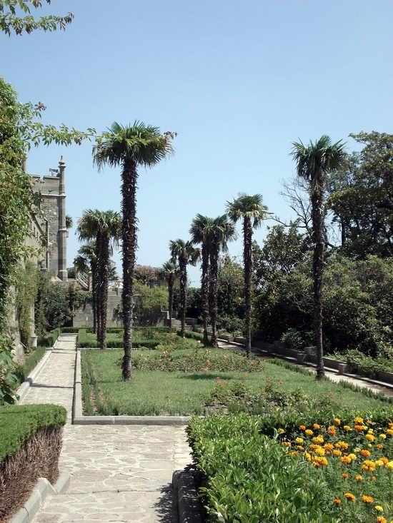 Vorontsov Palace, Alupka, Crimea, Ukraine view 10