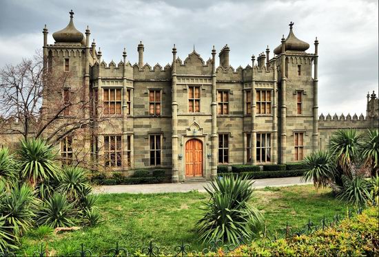 Vorontsov Palace, Alupka, Crimea, Ukraine view 4