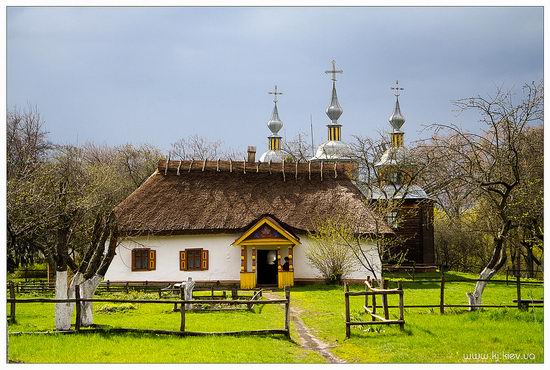 Folk architecture and life museum, Ukraine view 1