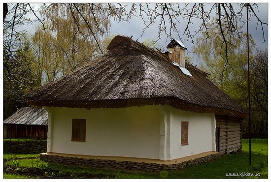 Folk architecture and life museum, Ukraine view 6