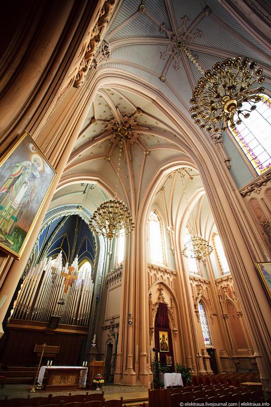 St Nicholas Church - House of Organ Music, Kiev, Ukraine view 5