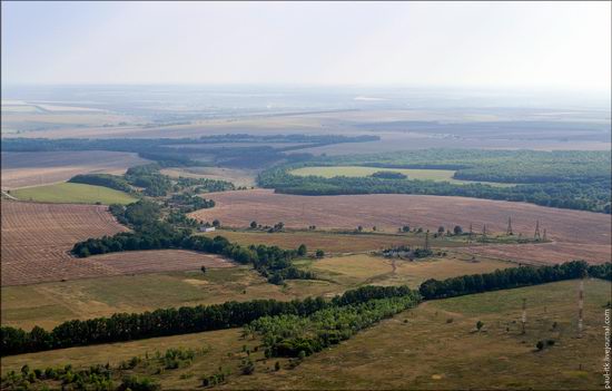 Climbing the 250 meter tower, Kharkov oblast, Ukraine photo 8