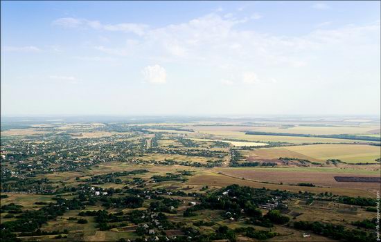 Climbing the 250 meter tower, Kharkov oblast, Ukraine photo 9