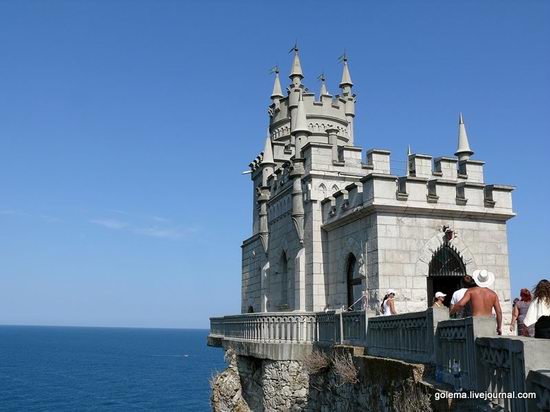 Swallow's Nest castle, Crimea, Ukraine photo 2