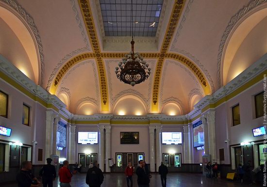 Lviv railway station, Ukraine photo 2