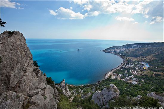 Picturesque landscapes of Crimea, Ukraine photo 1