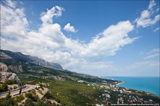 Picturesque landscapes of Crimea, Ukraine photo 4