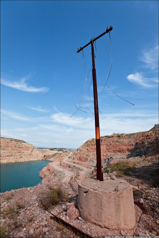 Picturesque abandoned quarry near Sevastopol, Crimea, Ukraine photo 10