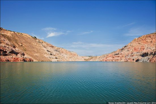 Picturesque abandoned quarry near Sevastopol, Crimea, Ukraine photo 15