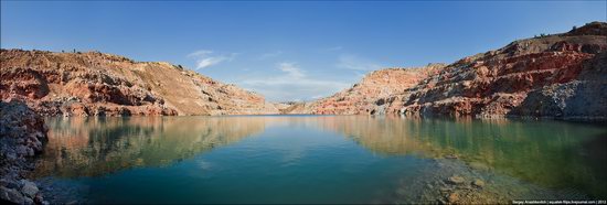 Picturesque abandoned quarry near Sevastopol, Crimea, Ukraine photo 16