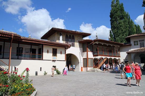 Khan's Palace, Bakhchisaray, Crimea, Ukraine photo 3