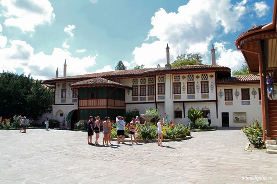 Khan's Palace, Bakhchisaray, Crimea, Ukraine photo 4