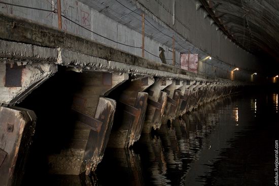 Underground submarine base in Balaklava, Crimea, Ukraine photo 4