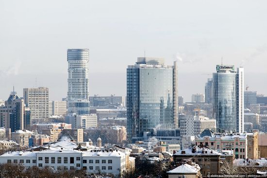 Kiev, capital of Ukraine, after snowfall photo 16