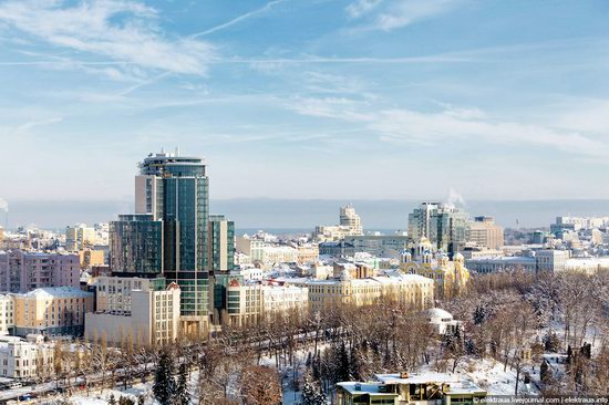 Kiev, capital of Ukraine, after snowfall photo 17