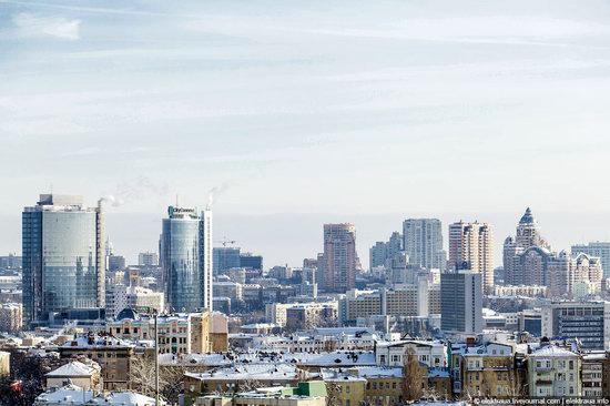 Kiev, capital of Ukraine, after snowfall photo 18