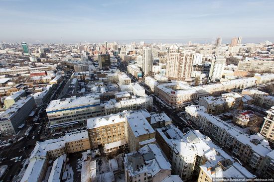 Kiev, capital of Ukraine, after snowfall photo 24