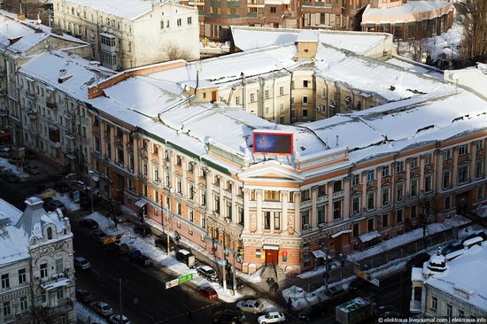 Kiev, capital of Ukraine, after snowfall photo 8