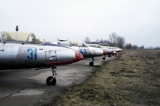 Abandoned flight training center near Zaporozhye, Ukraine photo 18