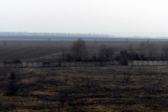 Abandoned flight training center near Zaporozhye, Ukraine photo 6