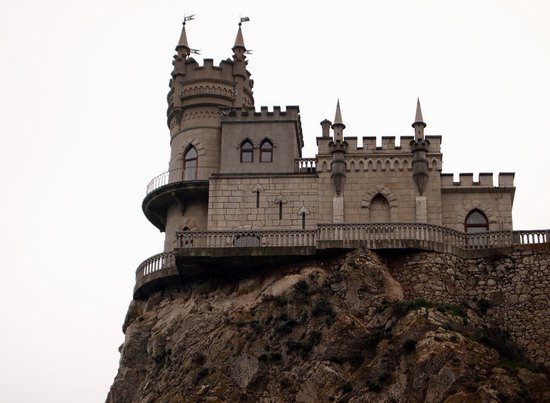 Architectural monument Swallow's Nest and surroundings photo 14