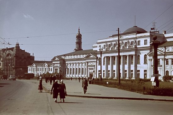 Kharkiv, Ukraine during the German occupation in color, photo 19