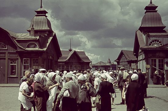 Kharkiv, Ukraine during the German occupation in color, photo 2